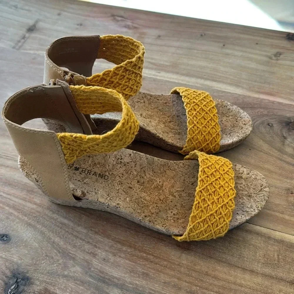 Lucky Brand | Kierony Crocheted Wedges | Golden Yellow | size 7.5